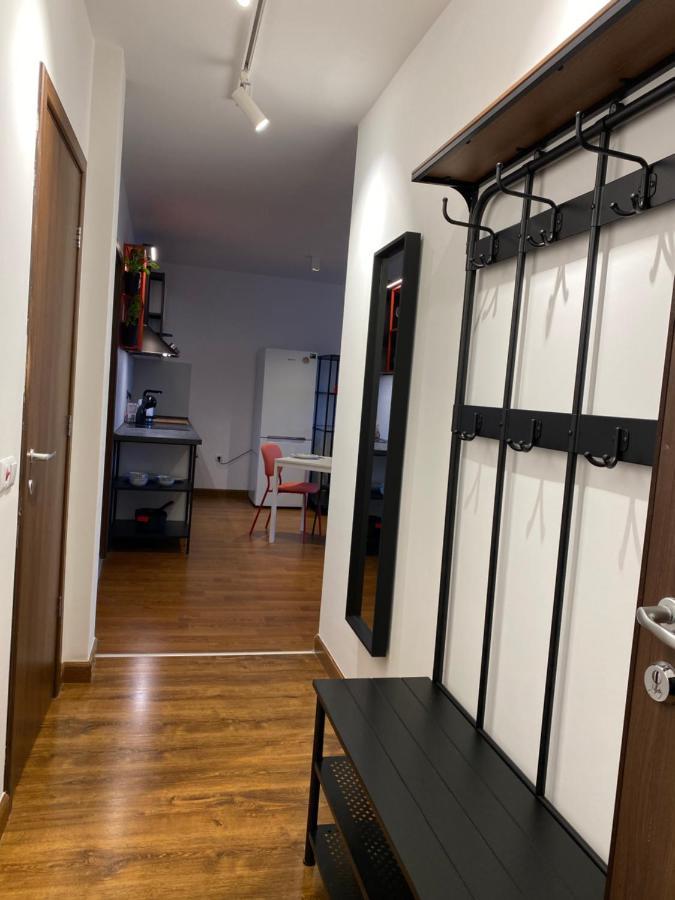 Cozy Red Bulldog Place In Apart-Complex/Pool 瓦爾納 外观 照片