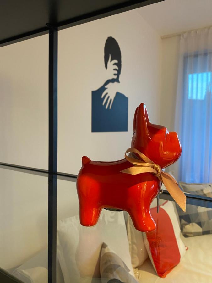Cozy Red Bulldog Place In Apart-Complex/Pool 瓦爾納 外观 照片